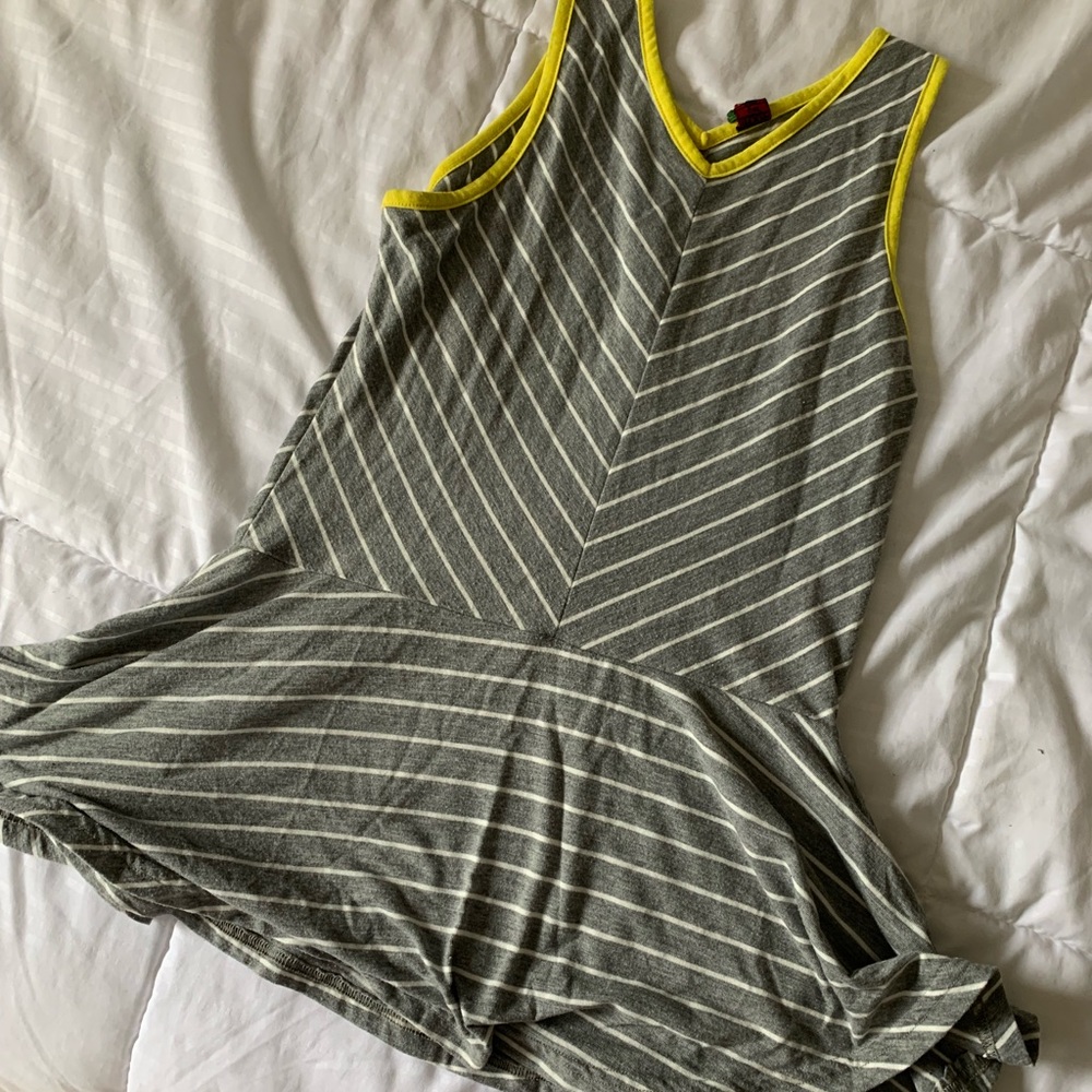 Gray and yellow shirt